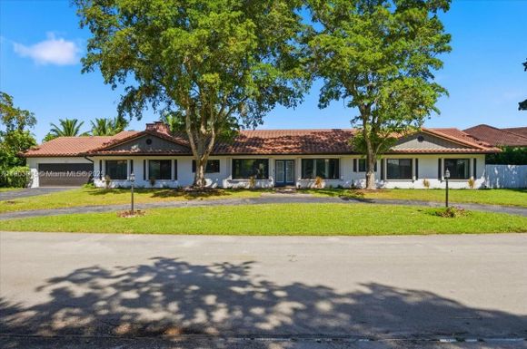 9431 Sea Turtle Ln, Plantation FL 33324