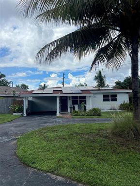 281 NE 41st St, Oakland Park FL 33334