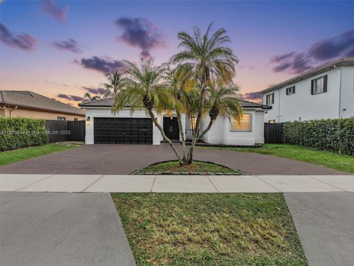 16691 NW 89th Pl, Miami Lakes FL 33018