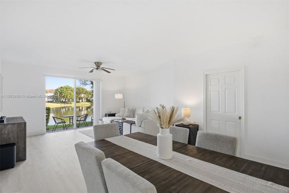 8231 SW 29th St, Miramar FL 33025