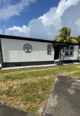 5404 NW 200th rd, Miami Gardens FL 33055