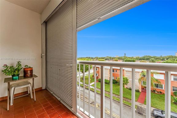 3661 SW 9th Ter # 402, Miami FL 33135