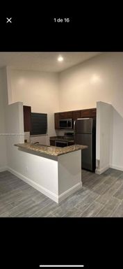 3600 NW 83rd Ln, Sunrise FL 33351