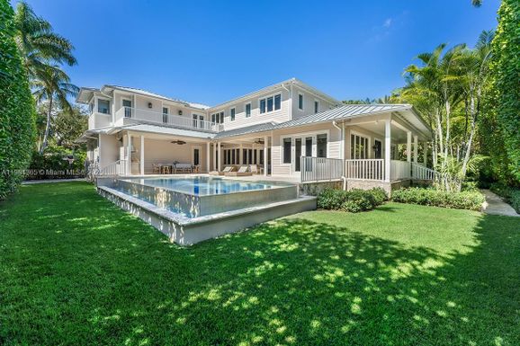 2500 Regatta Ave, Miami Beach FL 33140