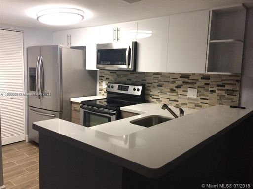 10749 Cleary Blvd # 107, Plantation FL 33324