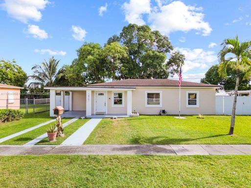 14761 Pierce St, Miami FL 33176
