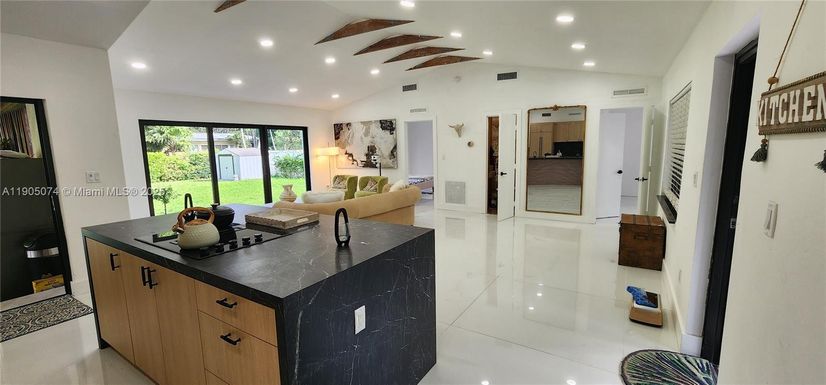 125 NE 107th St, Miami Shores FL 33161