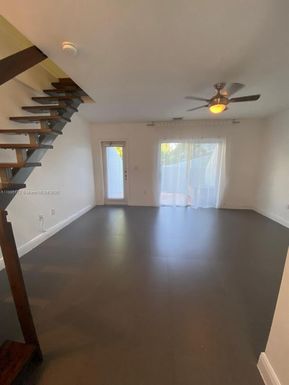 798 Crandon Blvd # C, Key Biscayne FL 33149