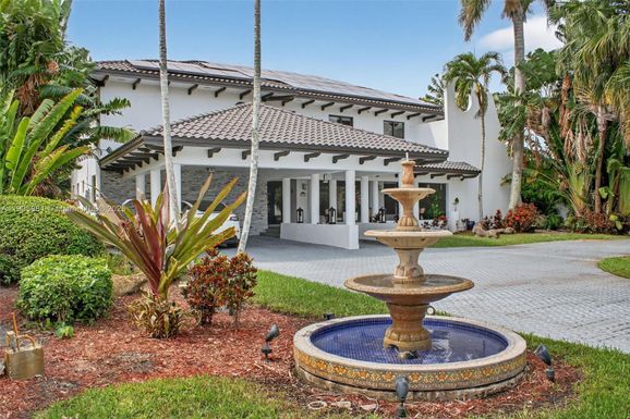 2720 SW 130th Ave, Miami FL 33175