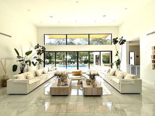 7830 SW 117th St, Pinecrest FL 33156