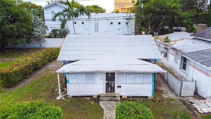 134 Florida Ave, Coral Gables FL 33133