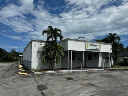 12495 NE 2nd Ave, North Miami FL 33161