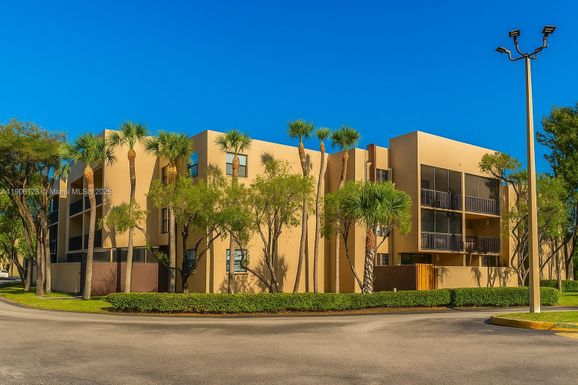 10865 SW 112th Ave # 107, Miami FL 33176