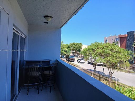 6070 W 19th Ave # 110, Hialeah FL 33012