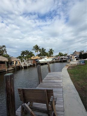 842 Argonaut Isle, Dania Beach FL 33004