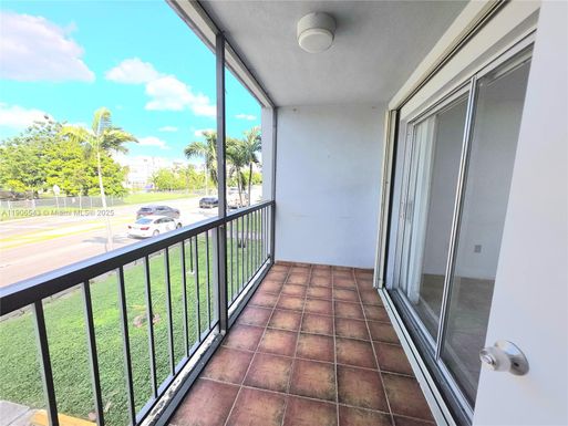 1250 NE 125th St # 205C, North Miami FL 33161
