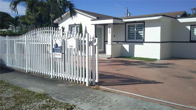 5066 E 9th Ct, Hialeah FL 33013