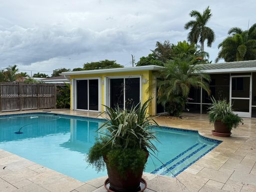 1728 NE 39th St, Oakland Park FL 33334