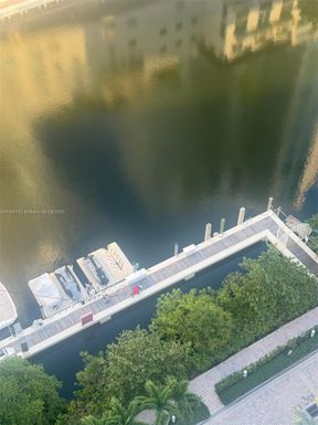 16400 Collins Ave, Sunny Isles Beach FL 33160