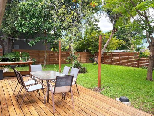 3330 Liberty St, Hollywood FL 33021