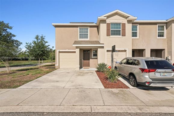 508 glenn cross dr, Other City - In The State Of Florida FL 33570
