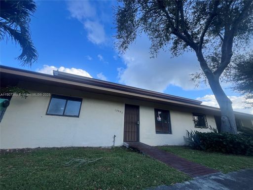 13993 SW 280th Ter, Homestead FL 33033
