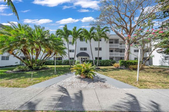 200 Galen Dr # 308, Key Biscayne FL 33149