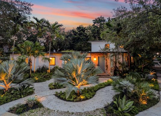 500 NE 96th St, Miami Shores FL 33138