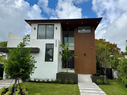 9024 Abbott Ave, Surfside FL 33154-3236