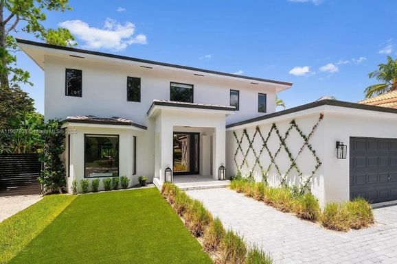 4950 SW 63rd Ave, South Miami FL 33155