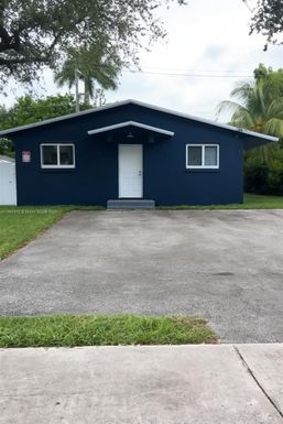 316 N 61st Ave, Hollywood FL 33024
