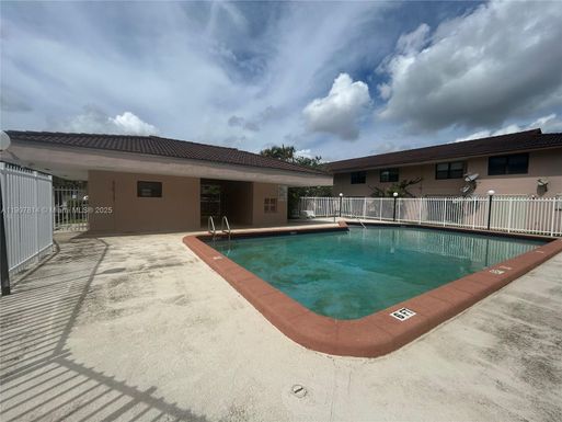 5851 W 20th Ave # 409, Hialeah FL 33012