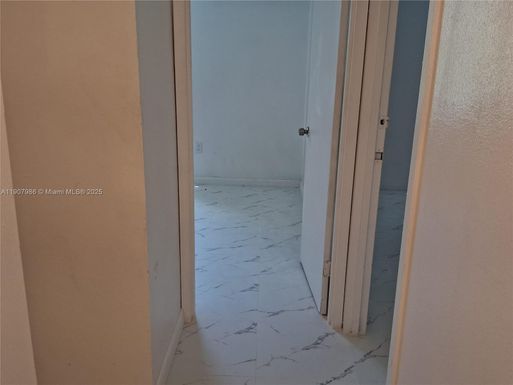 6103 SW 69th St # 41, South Miami FL 33143