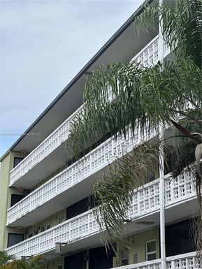 1425 Arthur St # 301A, Hollywood FL 33020