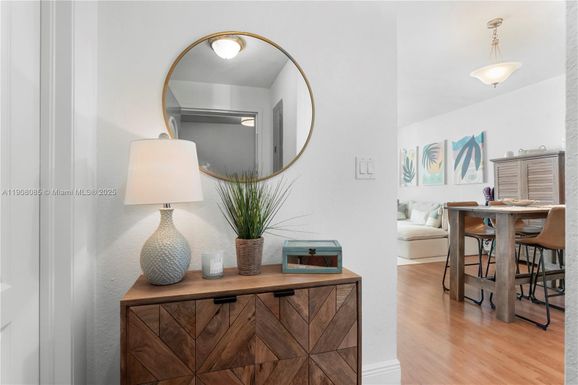 500 NE 29th St # 602, Miami FL 33137