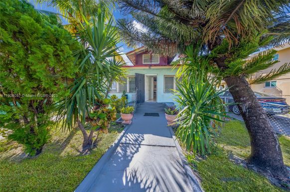 1334 SW 4th St, Miami FL 33135