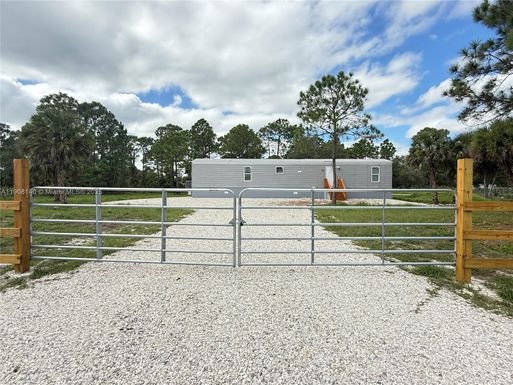 430 S ROMERO ST, Clewiston FL 33440