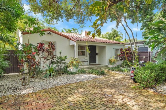 4150 Ventura Ave, Miami FL 33133