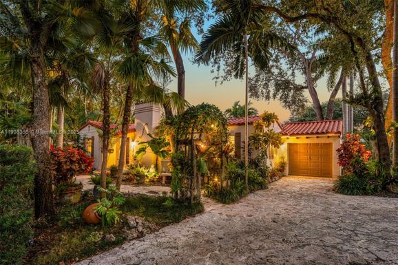 1250 Messina Ave, Coral Gables FL 33134