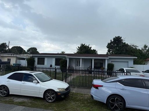 3730 NW 194th St, Miami Gardens FL 33055