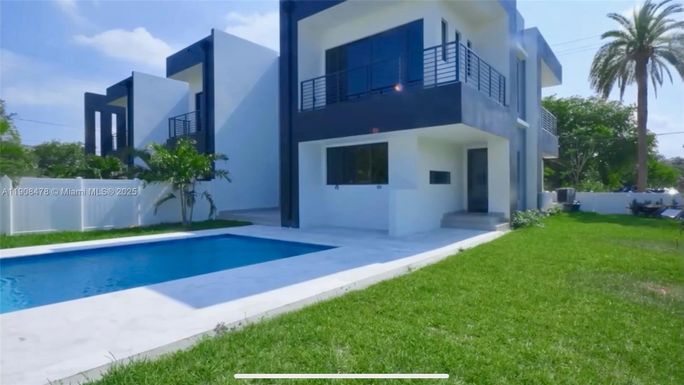 2342 Mckinley St # 1, Hollywood FL 33020