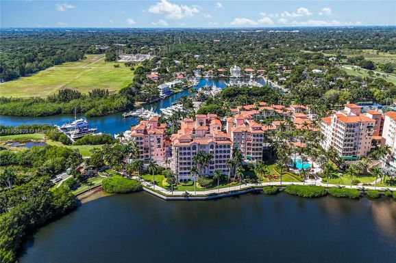 13643 Deering Bay Dr # 165, Coral Gables FL 33158