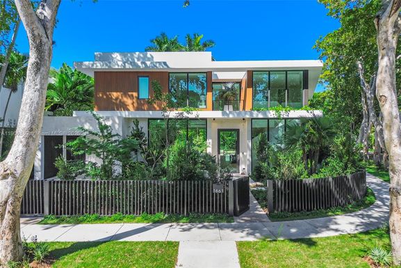 1661 Onaway Dr, Miami FL 33133