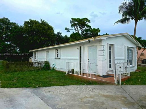 1301 Kasim St, Opa-Locka FL 33054