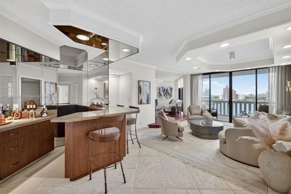 3000 Island Blvd # 1904, Aventura FL 33160