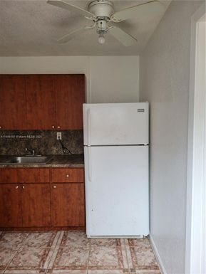 14815 NE 8th Ct # 1, Miami FL 33161