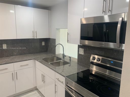16751 NE 9th Ave # 411, North Miami Beach FL 33162