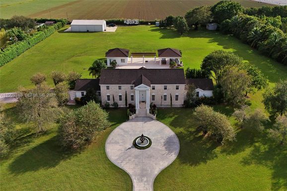 18300 SW 158th St, Miami FL 33187