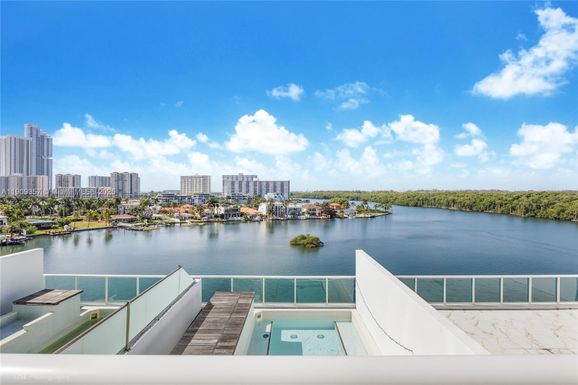 400 Sunny Isles Blvd # 704, Sunny Isles Beach FL 33160