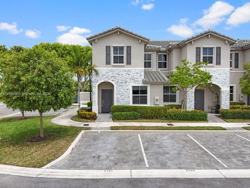2723 SE 17th St, Homestead FL 33035